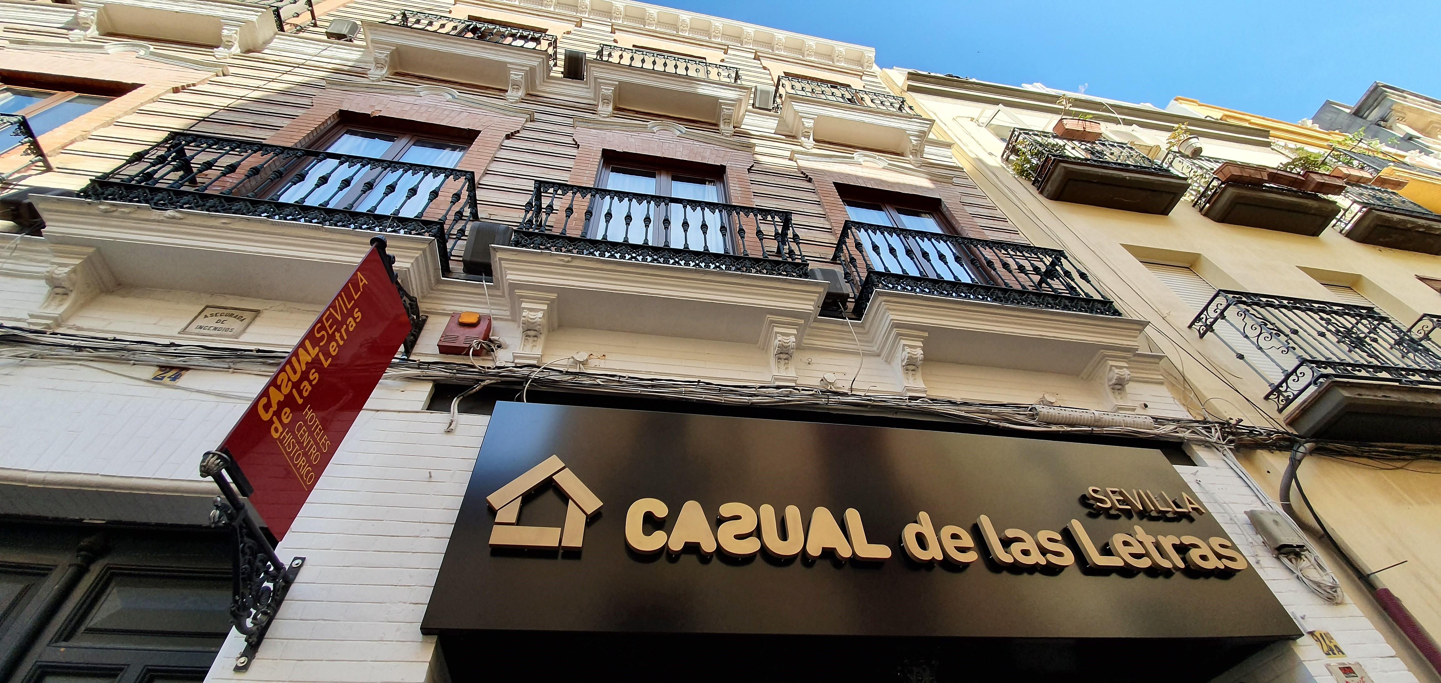 Casual De Las Letras Sevilla Exterior photo